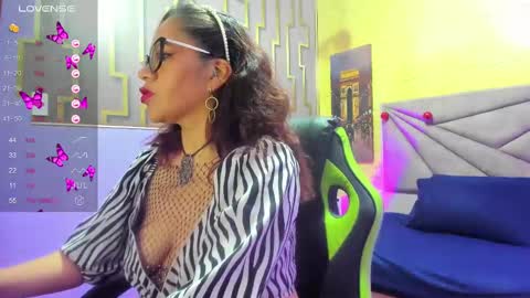 Snapshot of maria_paulac chatting on February 23, 1:42 pm MARIA online show from February 23, 1:42 pm
