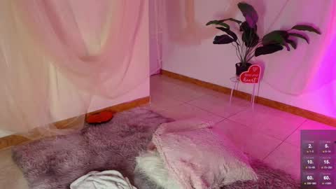 M. online show from February 14, 4:37 am