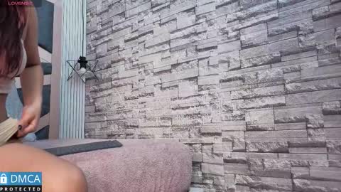 maria_twenty online show from November 17, 11:24 am