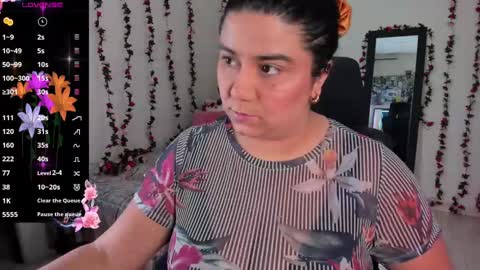Snapshot of mariamcastillo chatting on March 6, 10:26 pm Mariam Castiblanco online show from March 6, 10:26 pm