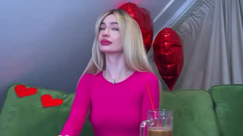 Snapshot of mariamenson chatting on February 28, 7:46 pm MariaMenson online show from February 28, 7:46 pm