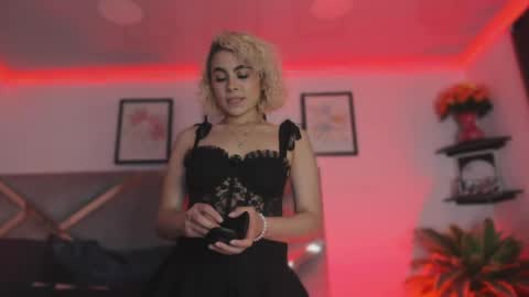 Marian online show from April 8, 7:17 pm