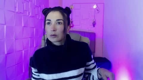 Mariana online show from March 1, 12:42 pm