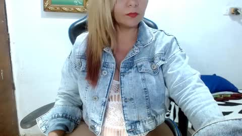 Snapshot of mariana995649 chatting on February 7, 4:35 pm mariana995649 online show from February 7, 4:35 pm