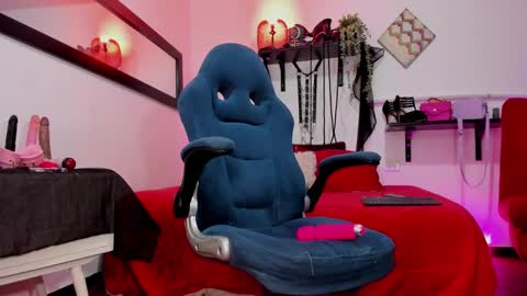 mariana_fadulf_ online show from January 29, 9:55 am