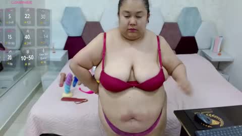 mariana online show from April 11, 4:22 pm