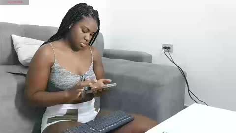 marianaee online show from September 9, 5:29 am