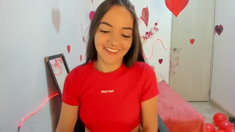 Snapshot of mariangel_3 chatting on February 14, 10:47 pm Mariangel online show from February 14, 10:47 pm