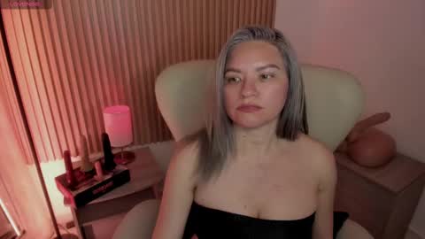 Marian Love  online show from March 2, 4:53 pm