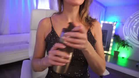 Maria online show from January 10, 1:09 pm