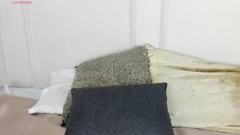 Maria Pettit online show from March 5, 12:03 pm