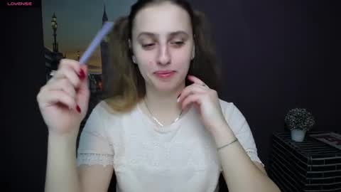 Snapshot of mariatess_ chatting on January 18, 11:43 am Mariia online show from January 18, 11:43 am