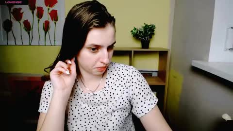 Snapshot of mariatess_ chatting on March 6, 3:13 pm Mariia online show from March 6, 3:13 pm