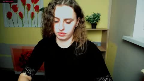 Snapshot of mariatess_ chatting on February 12, 2:10 pm Mariia online show from February 12, 2:10 pm