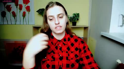Snapshot of mariatess_ chatting on February 25, 11:54 am Mariia online show from February 25, 11:54 am