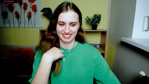Snapshot of mariatess_ chatting on February 27, 2:10 pm Mariia online show from February 27, 2:10 pm