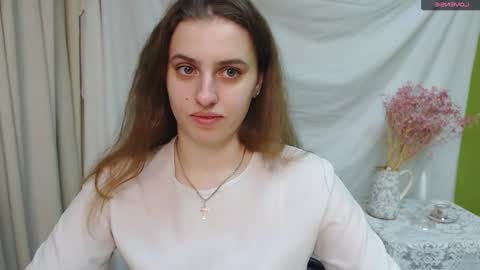 Snapshot of mariatess_ chatting on February 13, 12:43 pm Mariia online show from February 13, 12:43 pm