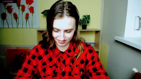 Snapshot of mariatess_ chatting on February 25, 6:01 pm Mariia online show from February 25, 6:01 pm