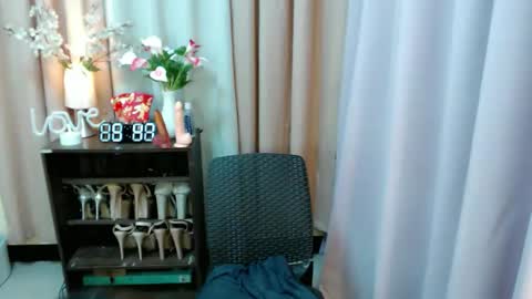 Maria online show from October 31, 9:48 pm