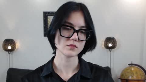 Marie Fitch online show from November 14, 5:09 am