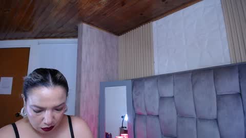 marie_hss online show from February 1, 7:34 pm