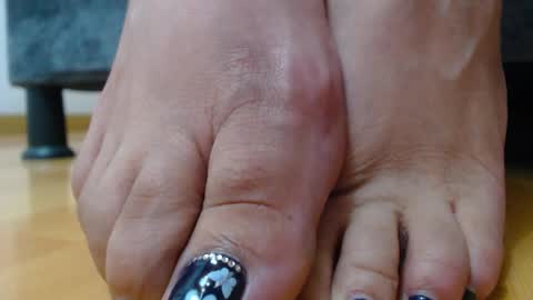 marie_hss online show from October 4, 11:35 pm