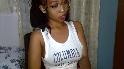 Snapshot of mariejuana_bliss chatting on September 13, 6:43 pm mariejuana online show from September 13, 6:43 pm
