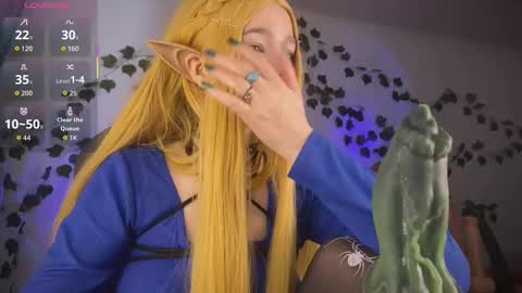 Mariel Gold online show from October 7, 5:47 am