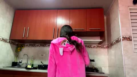 Snapshot of mariel_sins21 chatting on January 5, 4:38 pm Mariie online show from January 5, 4:38 pm