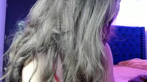 Snapshot of mariel_sins21 chatting on February 15, 2:47 am Mariie online show from February 15, 2:47 am
