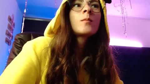 Snapshot of mariel_sins21 chatting on January 10, 7:00 pm Mariie online show from January 10, 7:00 pm