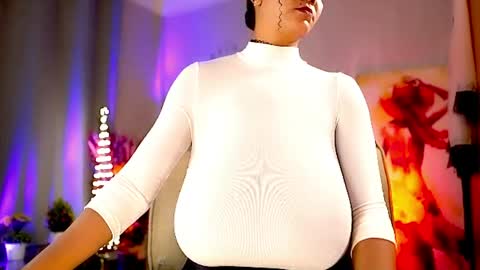 Nikita - Scroll down and read my bio please. New Pictures in Bio online show from May 10, 7:37 am