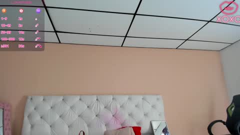 Snapshot of mariie_tayy chatting on January 19, 7:47 pm mariie_tayy online show from January 19, 7:47 pm