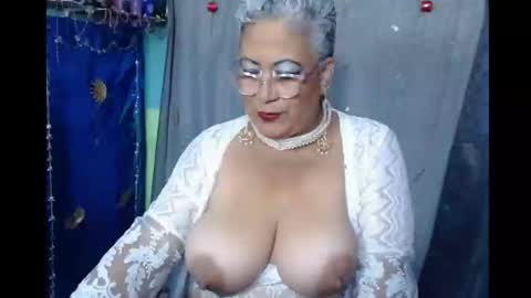 Marilin carolina online show from January 12, 9:29 pm