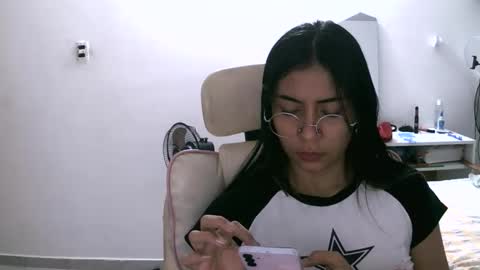 marilove40925 online show from November 6, 3:42 am