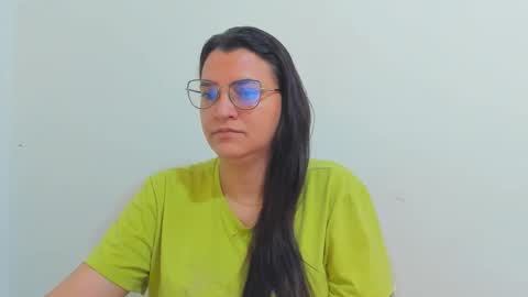 Snapshot of marilyn_garcia chatting on September 30, 2:27 pm MARILYN SEXY online show from September 30, 2:27 pm