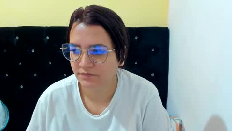 Snapshot of marilyn_garcia chatting on December 30, 3:12 pm MARILYN SEXY online show from December 30, 3:12 pm