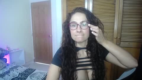 marilynetthan online show from December 3, 7:28 pm