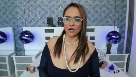 Marilyn Vega online show from January 31, 12:28 am