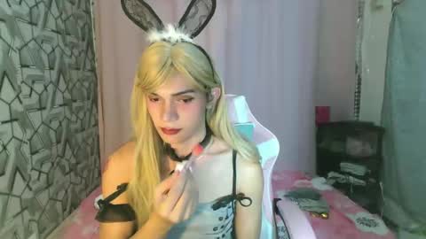 marimarxox1 online show from May 10, 12:55 pm