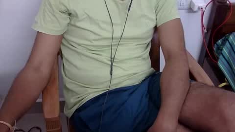 Snapshot of marinavine chatting on February 1, 1:30 pm The SHY UncutBoy online show from February 1, 1:30 pm