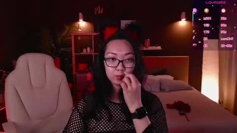 Marine  online show from September 21, 2:10 pm