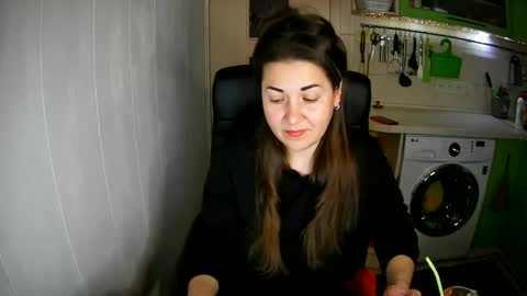 Snapshot of marinettaqhot chatting on February 2, 9:34 pm MarinettaQhot online show from February 2, 9:34 pm