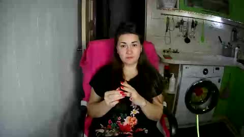 Snapshot of marinettaqhot chatting on January 24, 6:35 pm MarinettaQhot online show from January 24, 6:35 pm