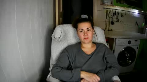 Snapshot of marinettaqhot chatting on December 5, 8:38 pm MarinettaQhot online show from December 5, 8:38 pm