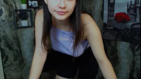 marisafart_ online show from September 11, 12:28 pm
