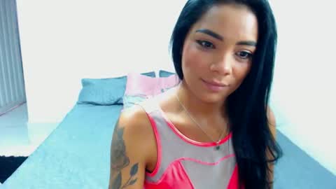 marisa online show from December 3, 7:25 pm