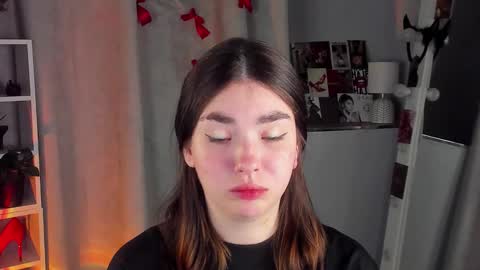 Snapshot of marissa_garcia chatting on September 15, 7:04 pm marissa_garcia online show from September 15, 7:04 pm