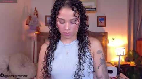    online show from March 3, 10:11 am