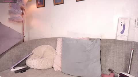 marivimichel_s online show from April 27, 1:52 pm